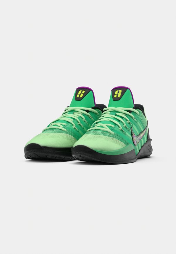 Nike Performance SABRINA 3 GAMER