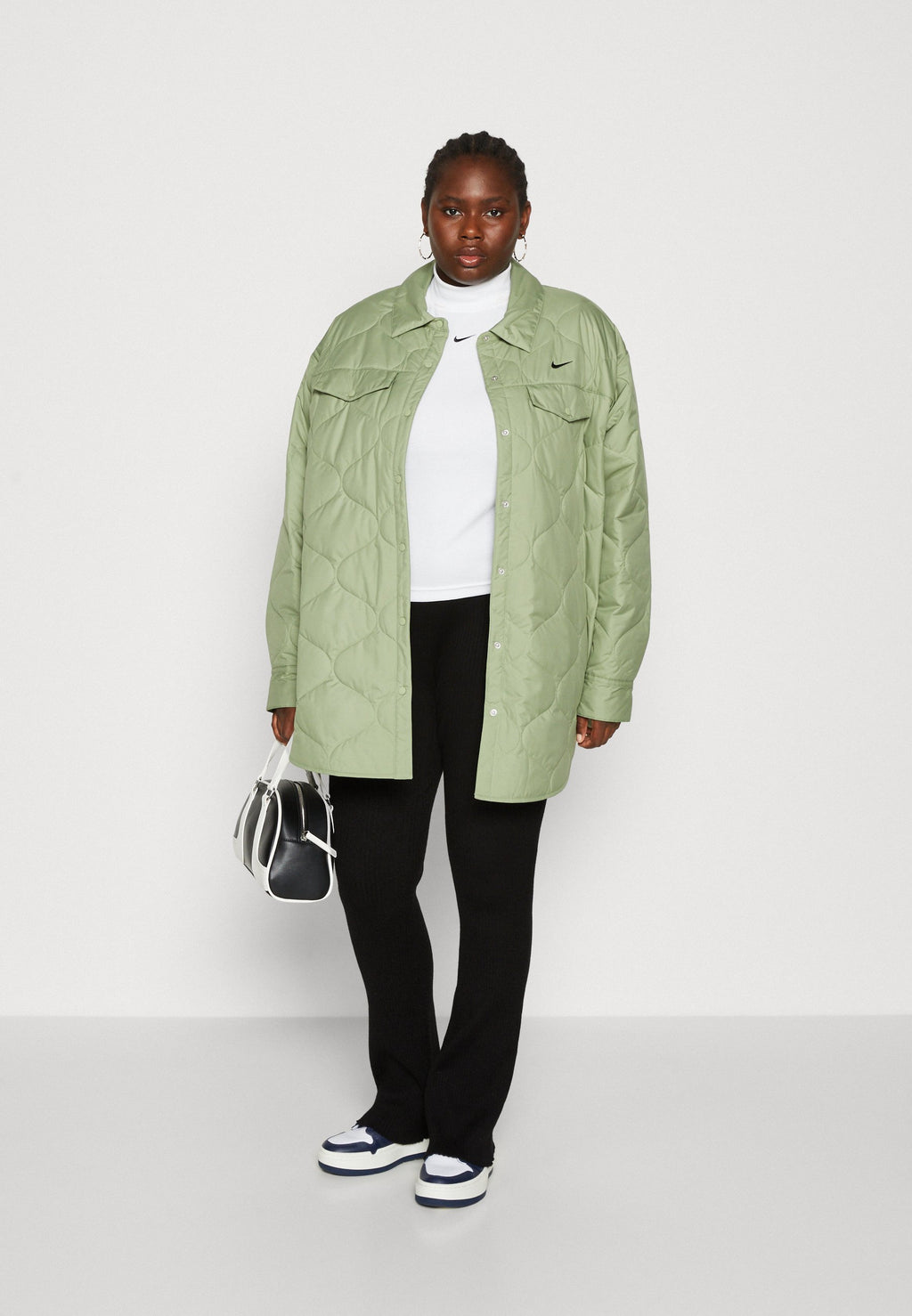 Nike Sportswear W NSW ESSNTL STD TRCH