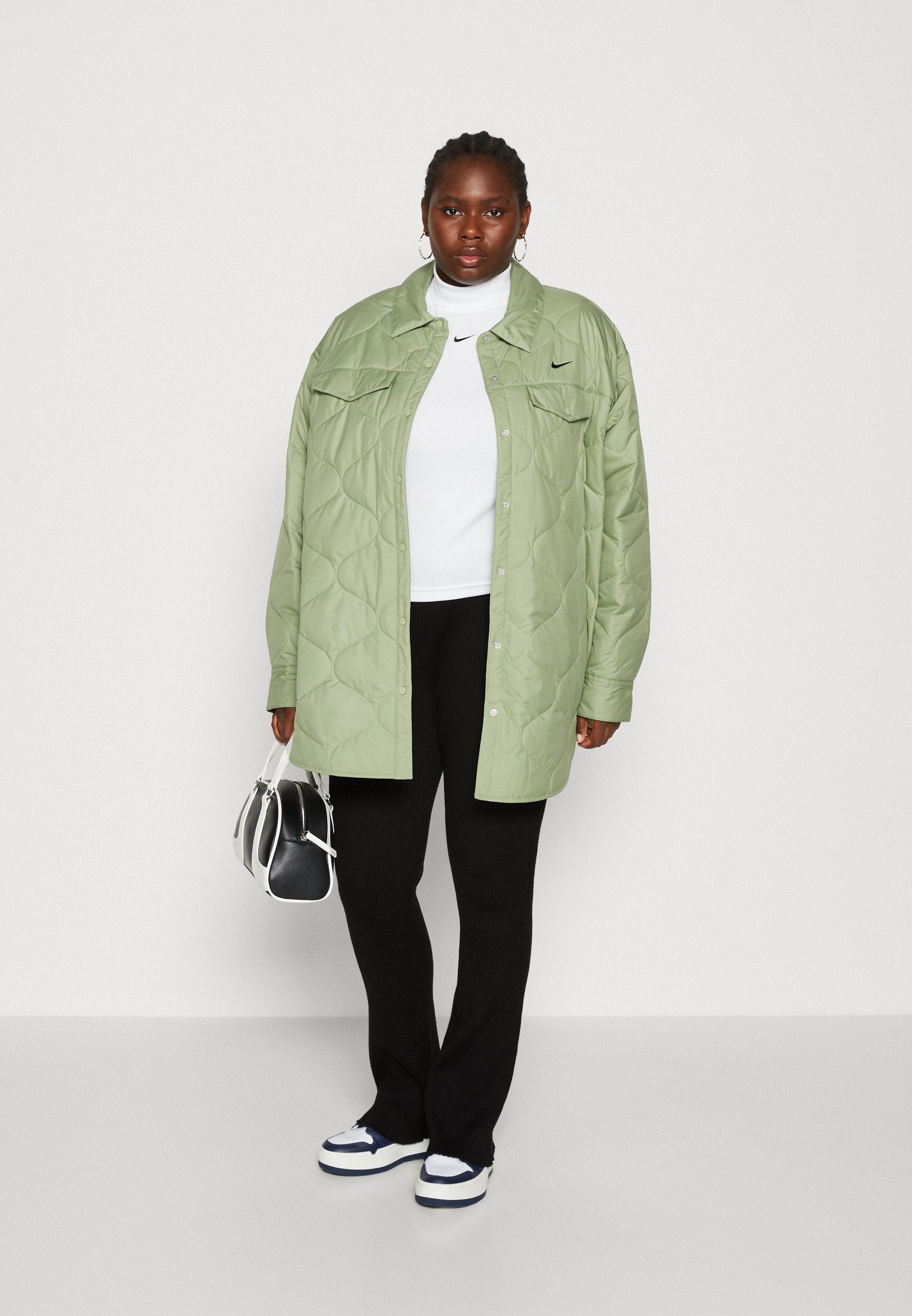 Nike Sportswear W NSW ESSNTL STD TRCH