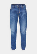 Blaue Jeans aus Denim mit geradem Schnitt, mit einer ausgewaschenen Optik, fünf Taschen und kontrastierenden Nähten entlang der Nähte.