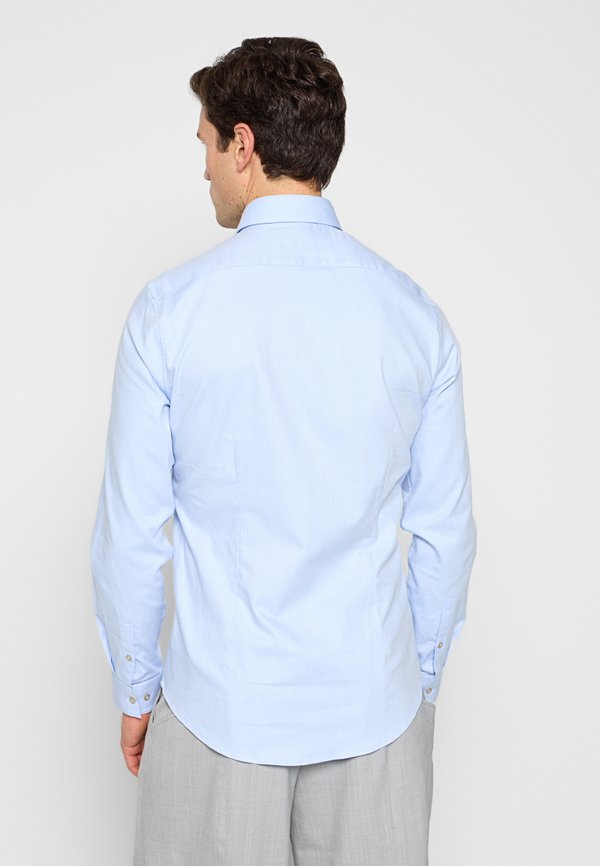 Calvin Klein SLIM FIT