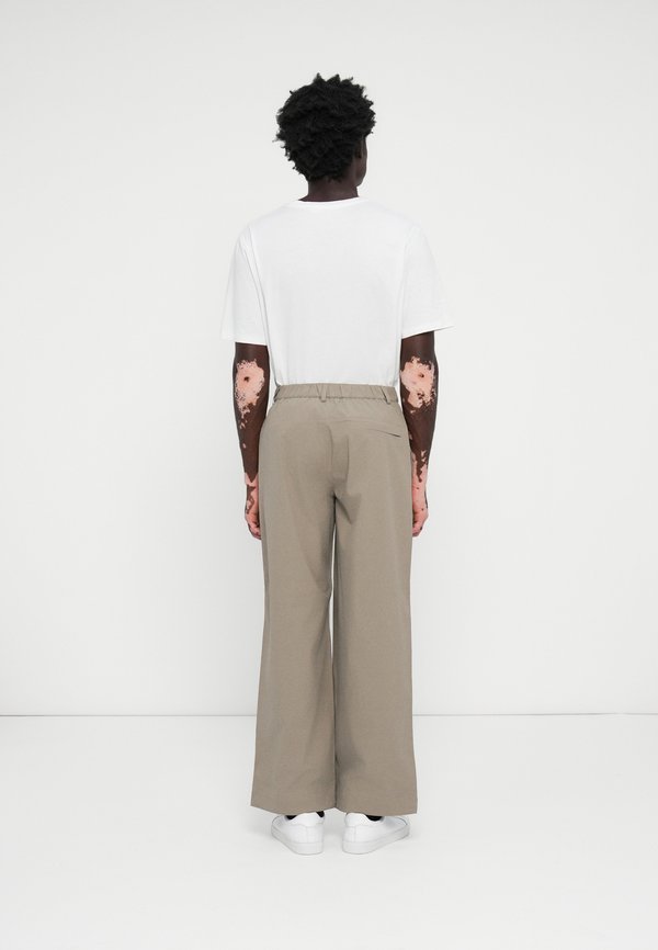 Rains SUVA PANTS WIDE UNISEX