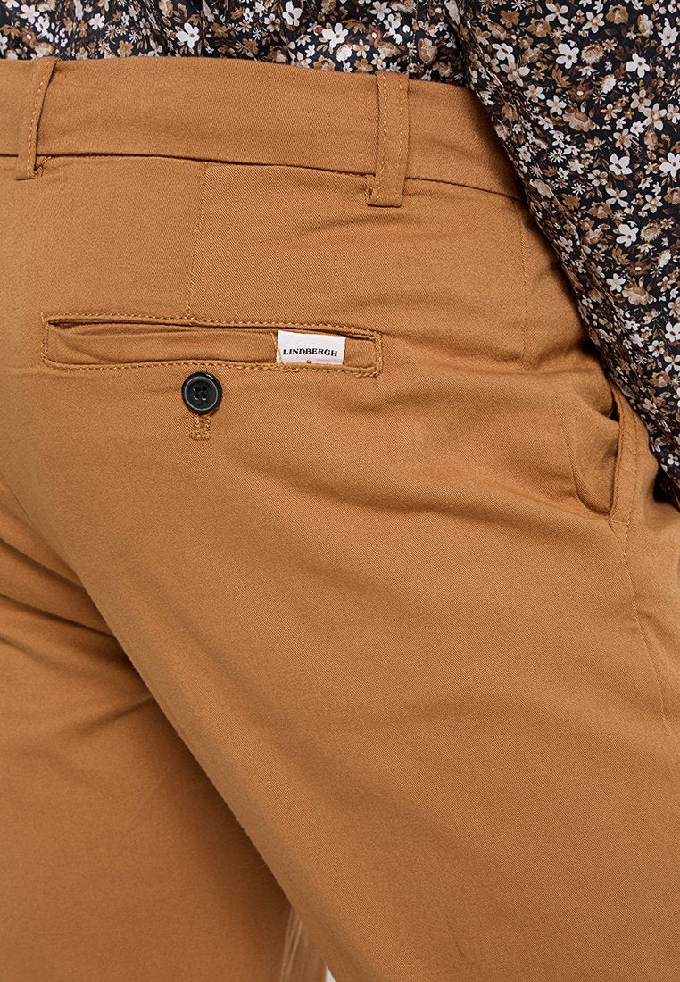 Lindbergh Chino Media 6