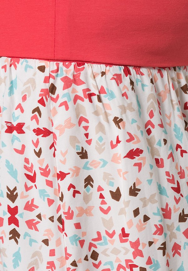 Esprit Maternity