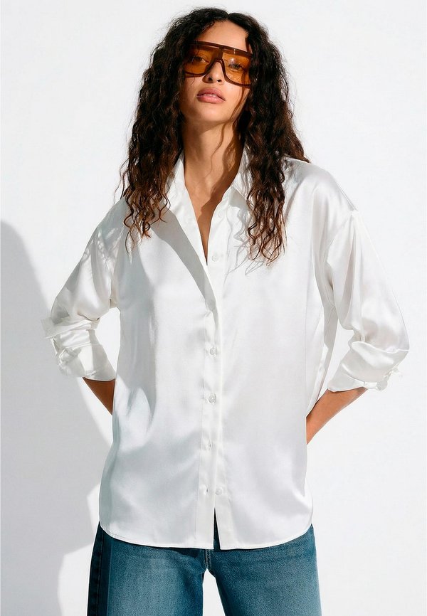 Bershka Button-down blouse - white