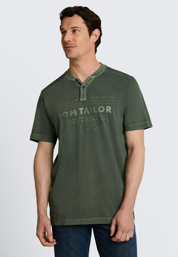 TOM TAILOR TOM TAILOR T-SHIRT HENLEY T-SHIRT IM USED-LOOK - Print T-shirt - deep leaf green