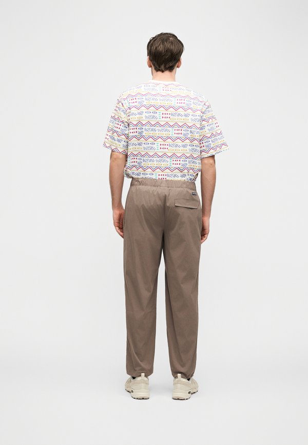 Columbia CHILL CREEK™ LIGHTWEIGHT PANT