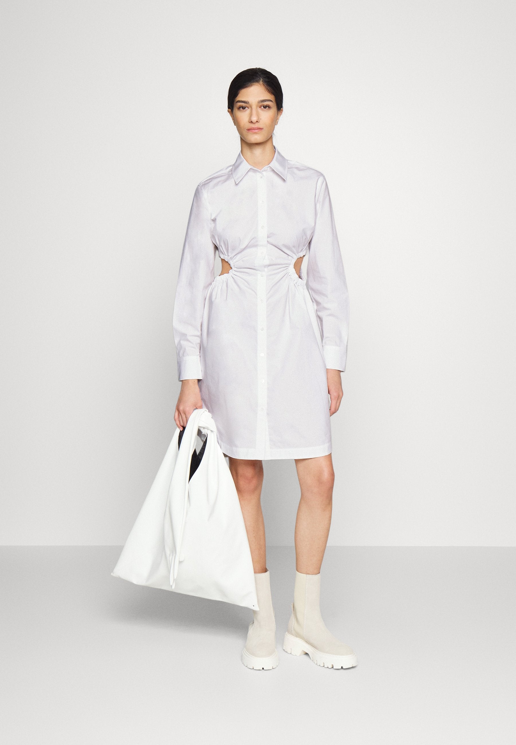ROUCHED DRESS Media 2