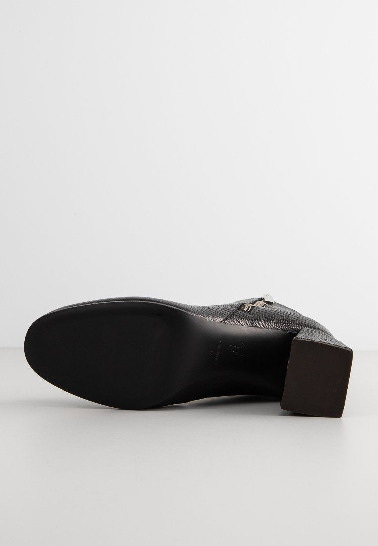 Giuseppe Zanotti