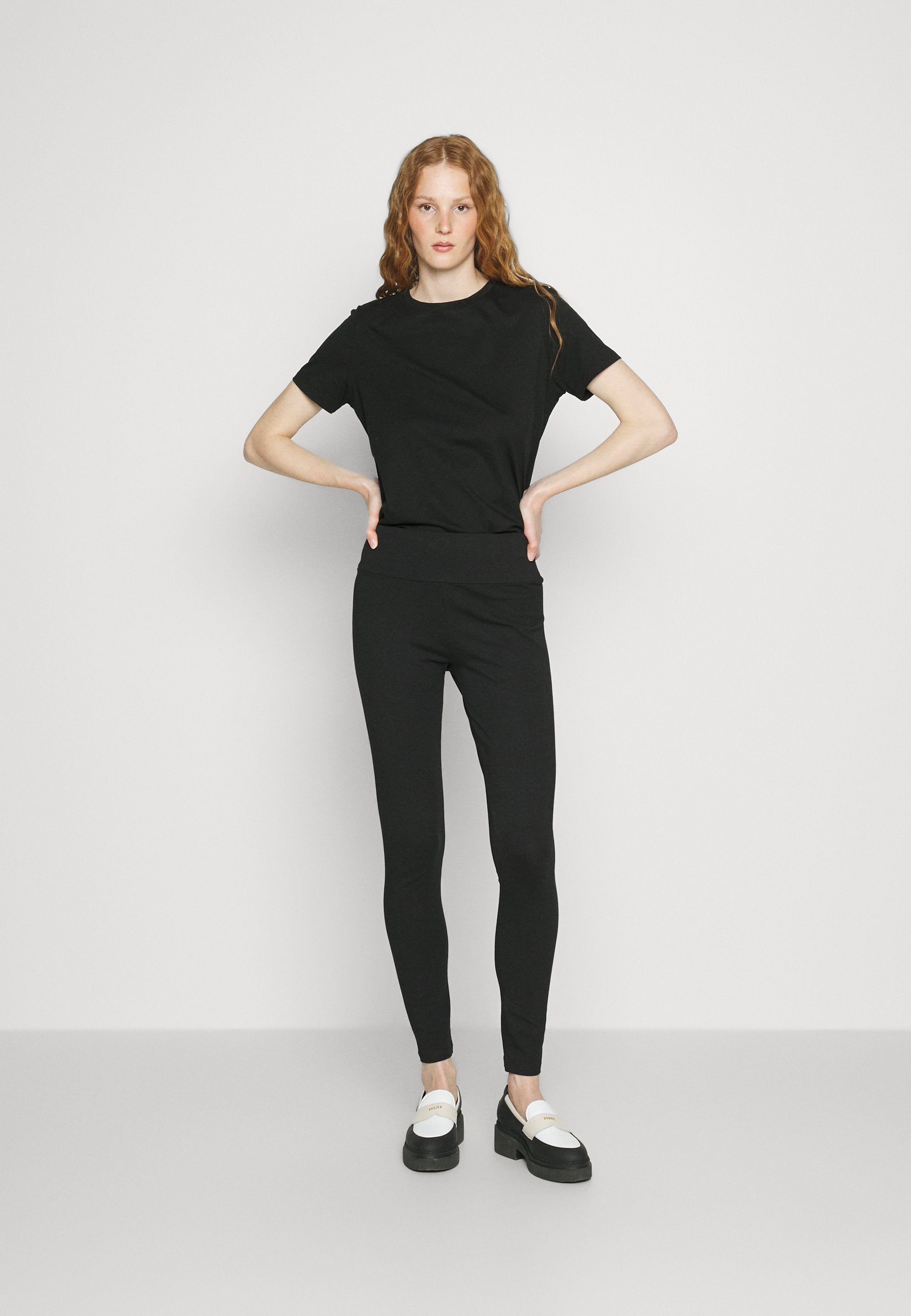 EA7 Emporio Armani Leggings - Hosen Media 2