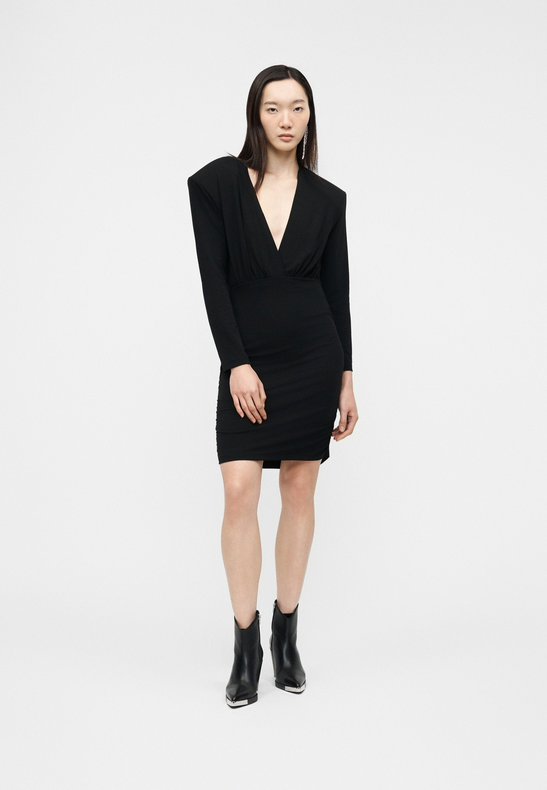 STUDIO DRESS Media 2