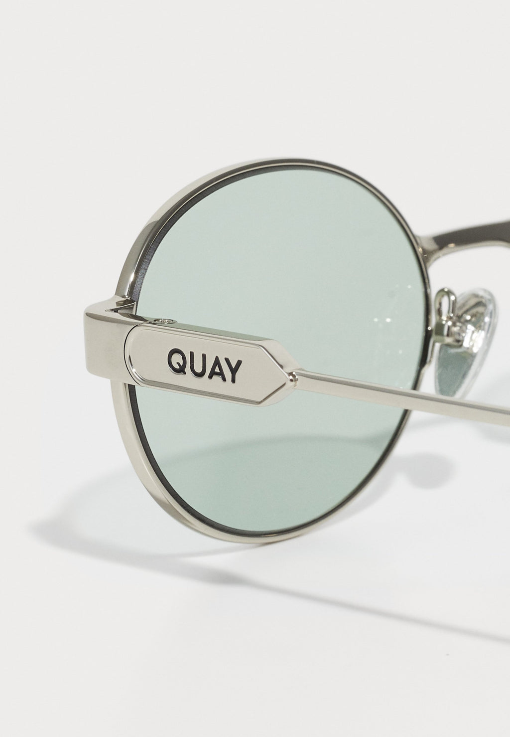 QUAY AUSTRALIA ANYWAYS