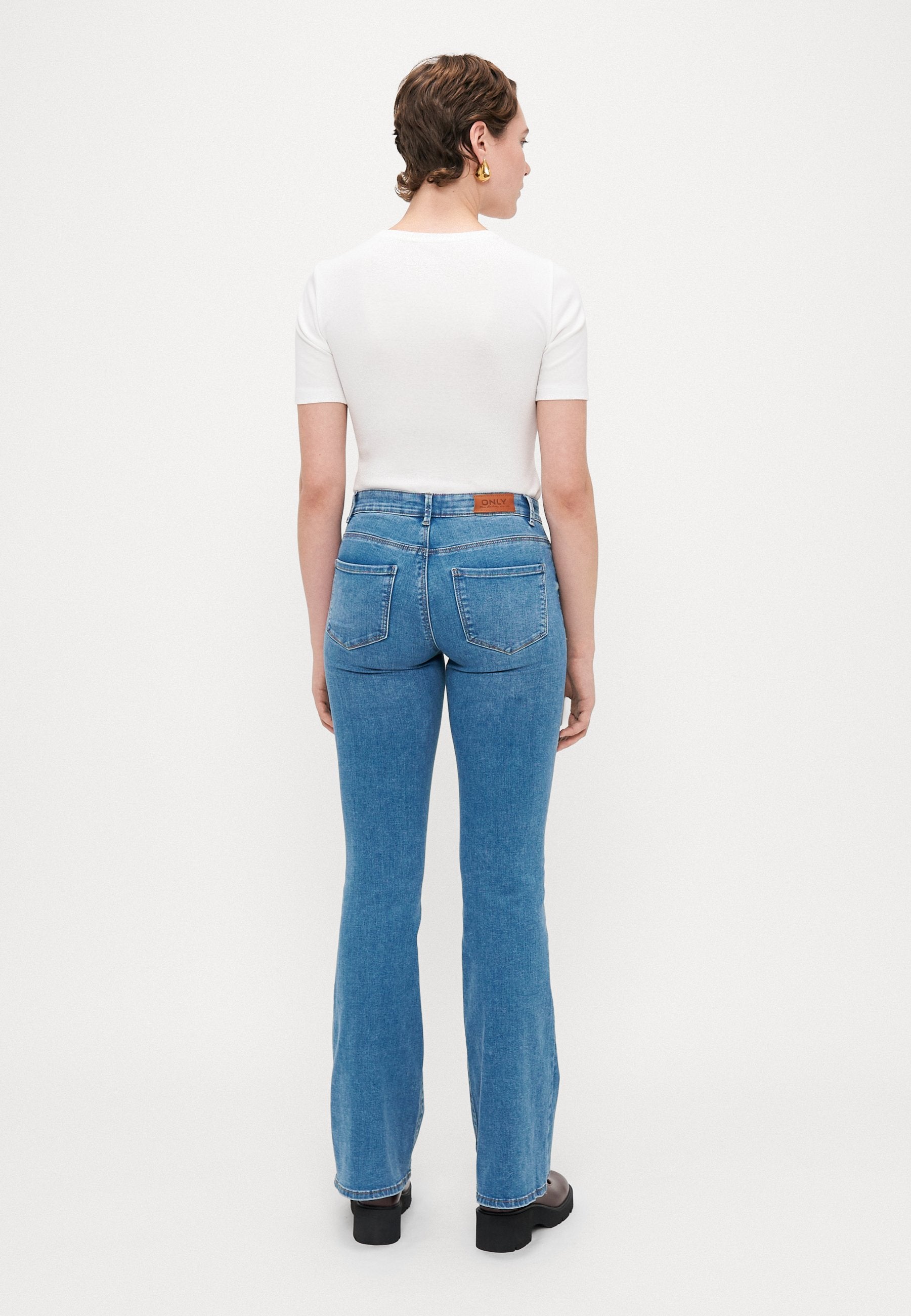 Flared fit ONLLUSH Mid waist Retro Media 4