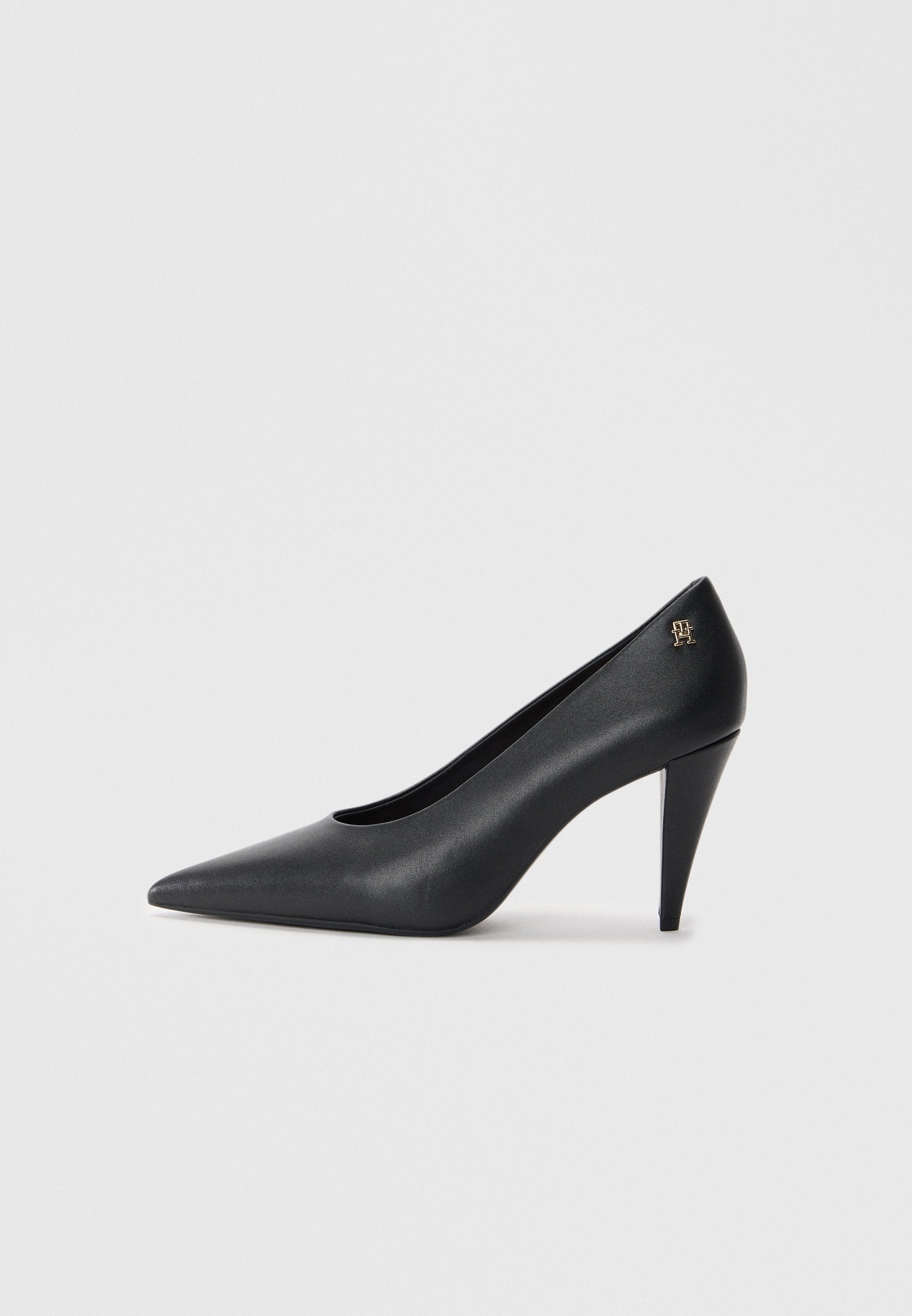 LEATHER TH MONOGRAM HIGH HEELS Media 1