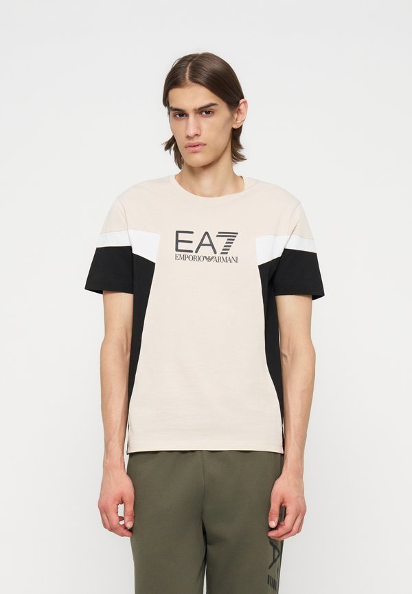EA7 Emporio Armani