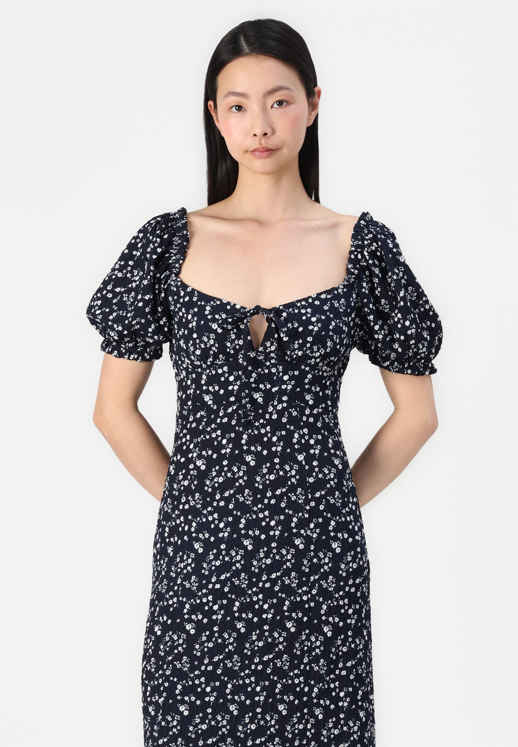 Gina Tricot PUFF SLEEVE MIDI DRESS