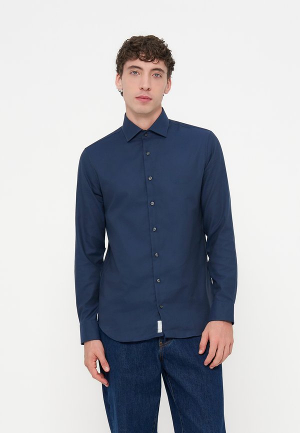 Michael Kors SLIM FIT