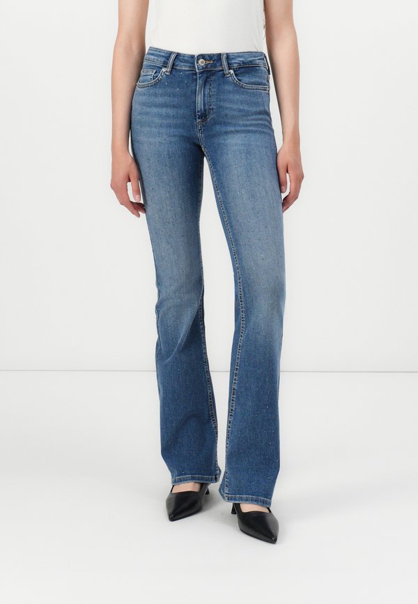 ONLY Flared fit ONLBLUSH Mid waist - Flared Jeans - medium blue denim