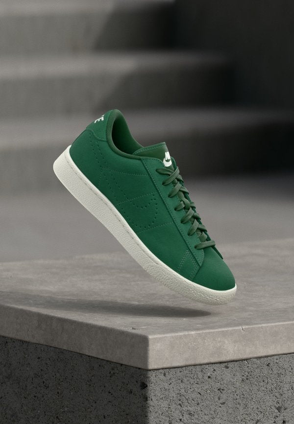 Nike Sportswear TENNIS CLASSIC - Trainers - gorge green/sail