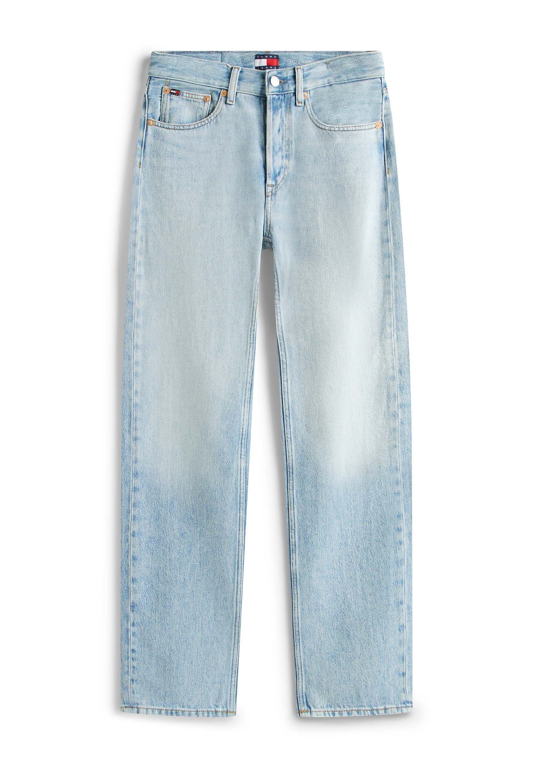 Hellblaue, gerade geschnittene Jeans mit fünf Taschen, Reißverschluss und einem kleinen Tommy Hilfiger Logo auf dem vorderen Bund und der Münztasche.