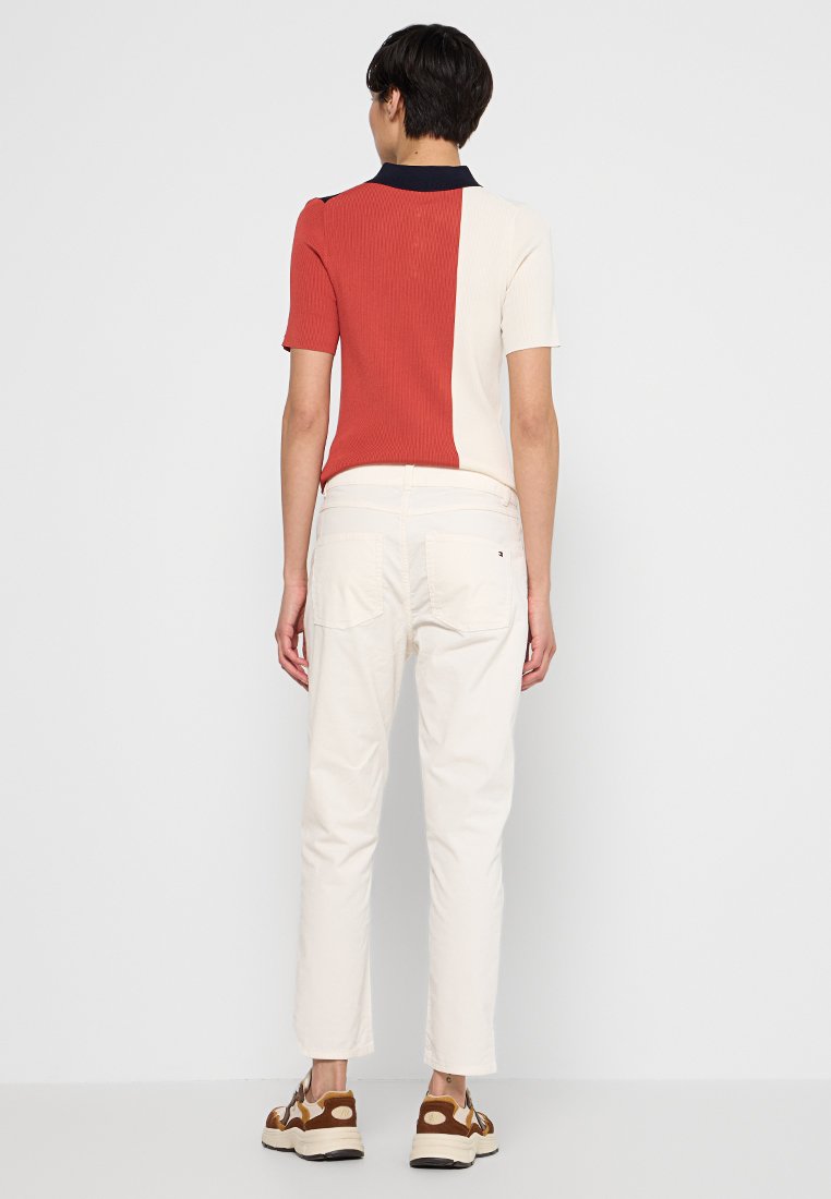 SLIM FIT Media 3