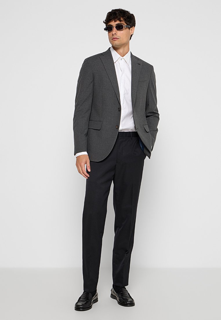 Michael Kors SLIM FIT