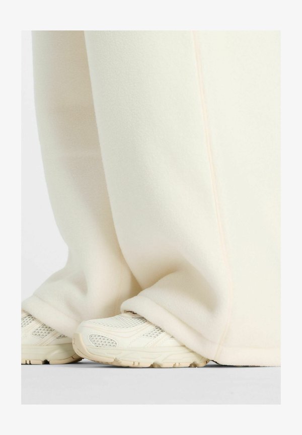 New Balance Trousers - permafrost