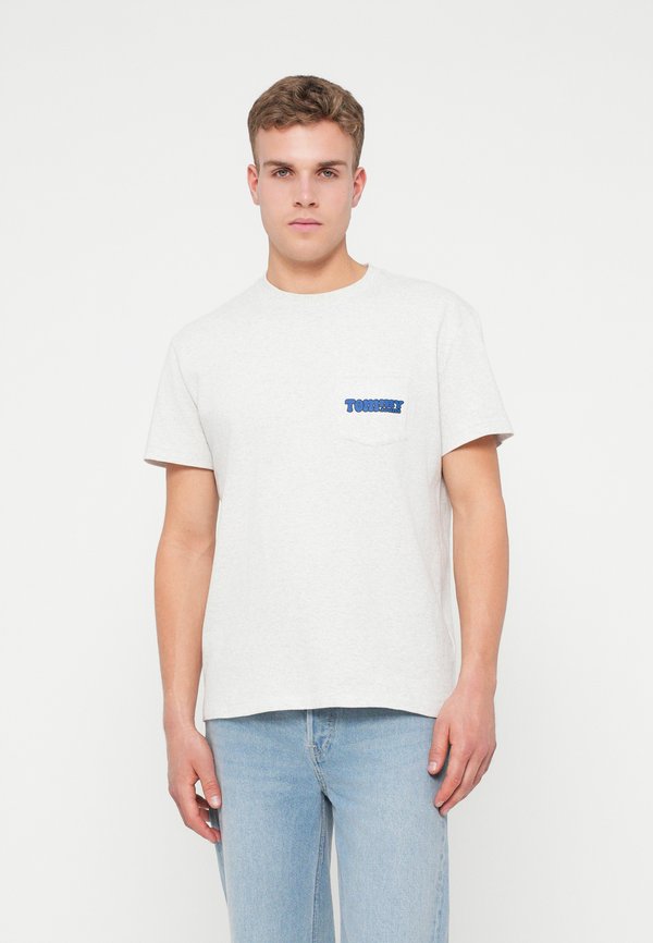 Tommy Jeans FONT PLAY