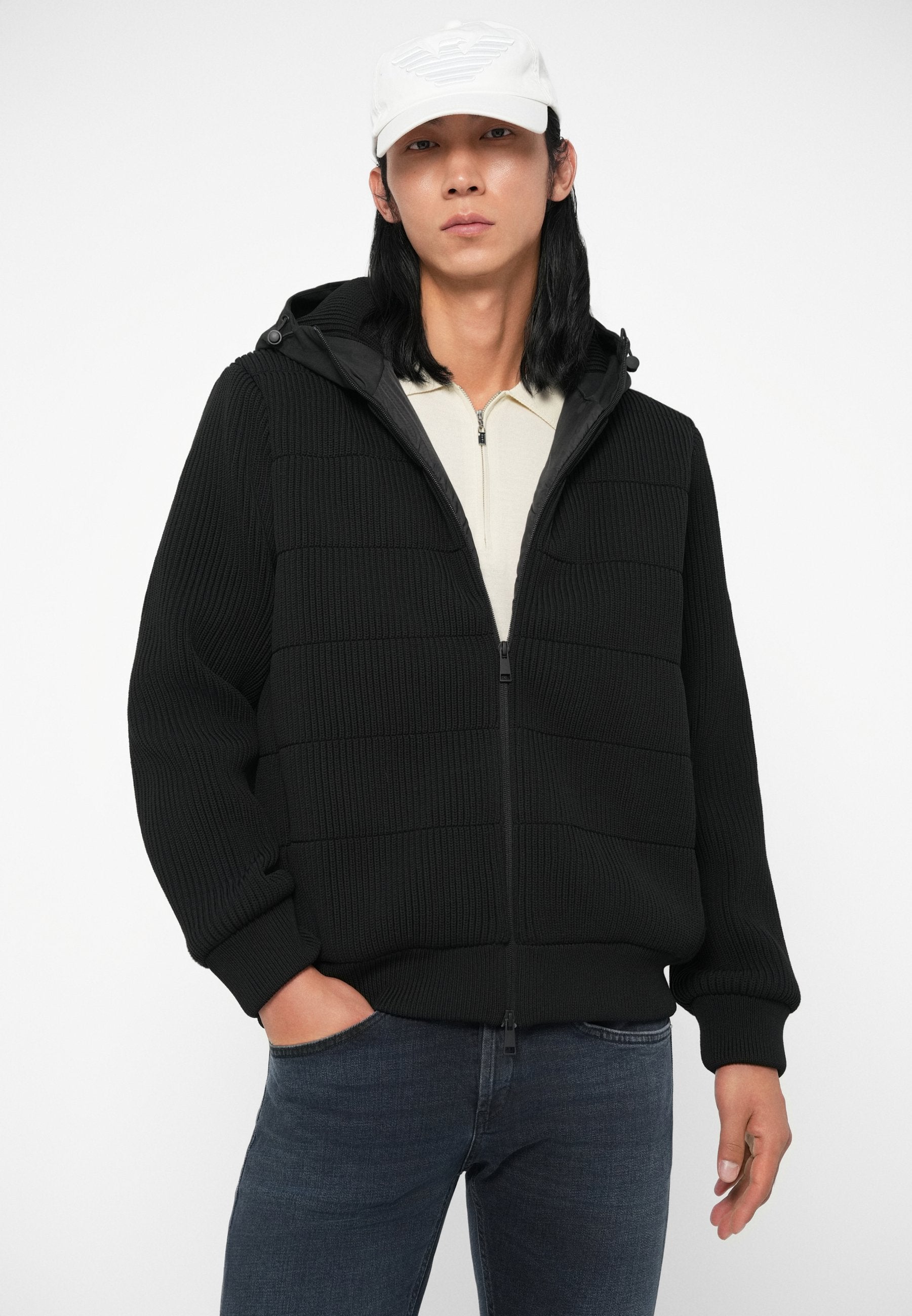 MOUNTAIN JACKET SPECIAL Media 6