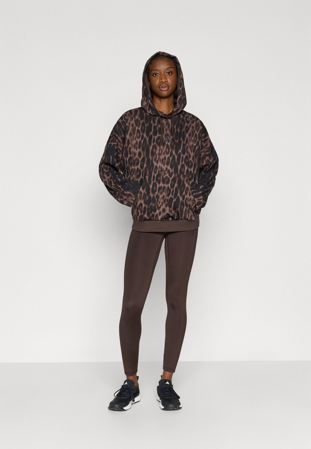 adidas Sportswear SEASONAL ESSENTIALS LEOPARD PRINT FRENCH TERRY WITH 3 STRIPES