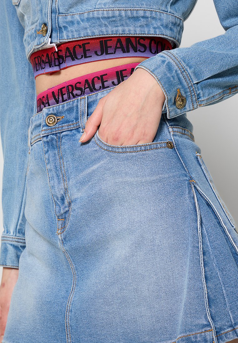 Versace Jeans Couture