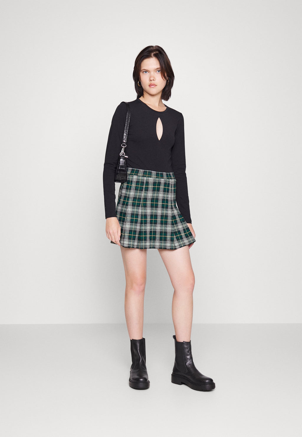 Hollister Co. PLEATED MINI SKIRT
