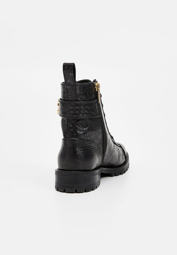 Jimmy Choo CAYO