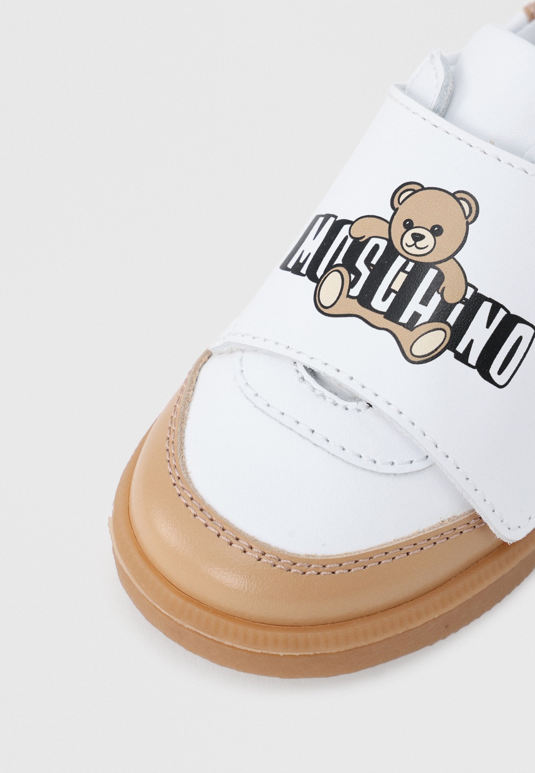 MOSCHINO