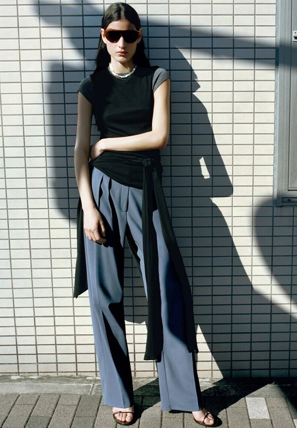 Mango Top - black