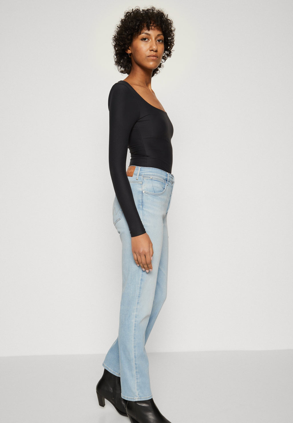 Wrangler STRAIGHT
