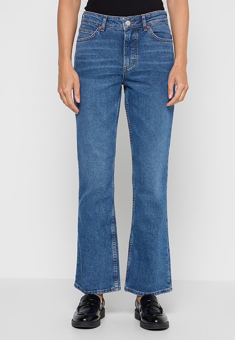 Marc O'Polo Flared Jeans Media 1