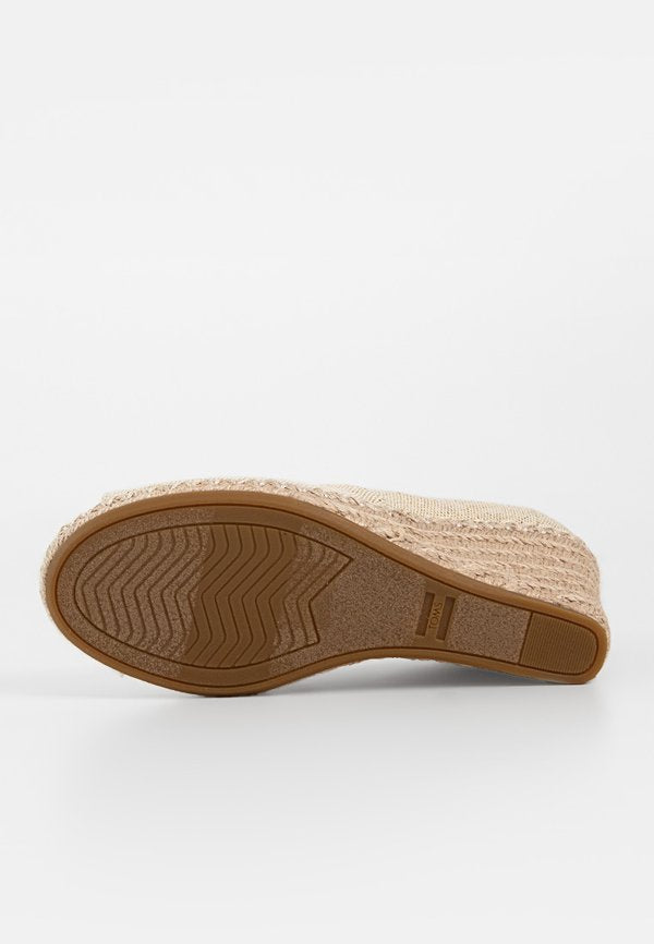 TOMS MICHELLE