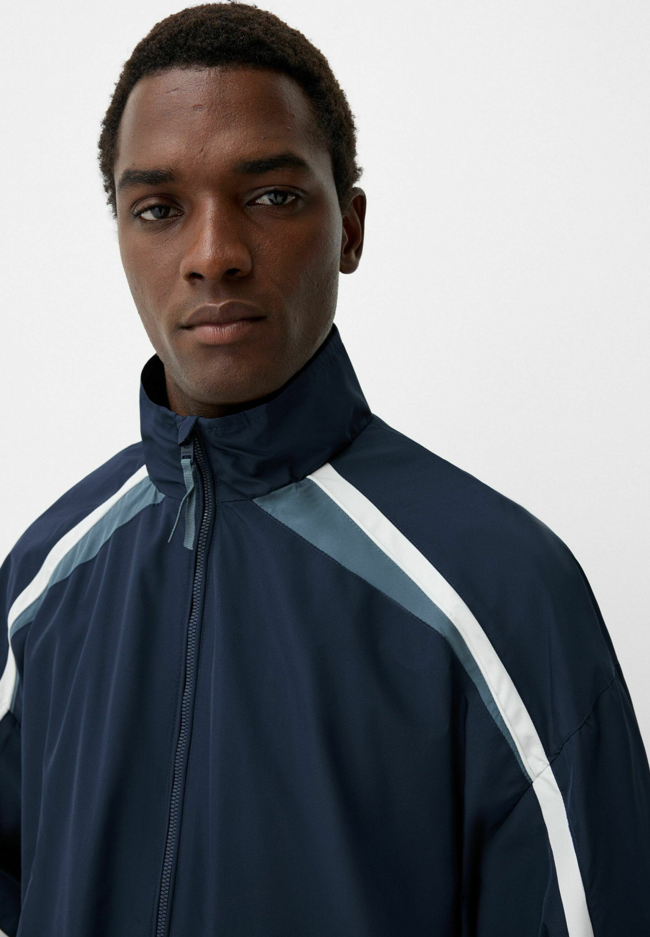 Bershka TECHNICAL