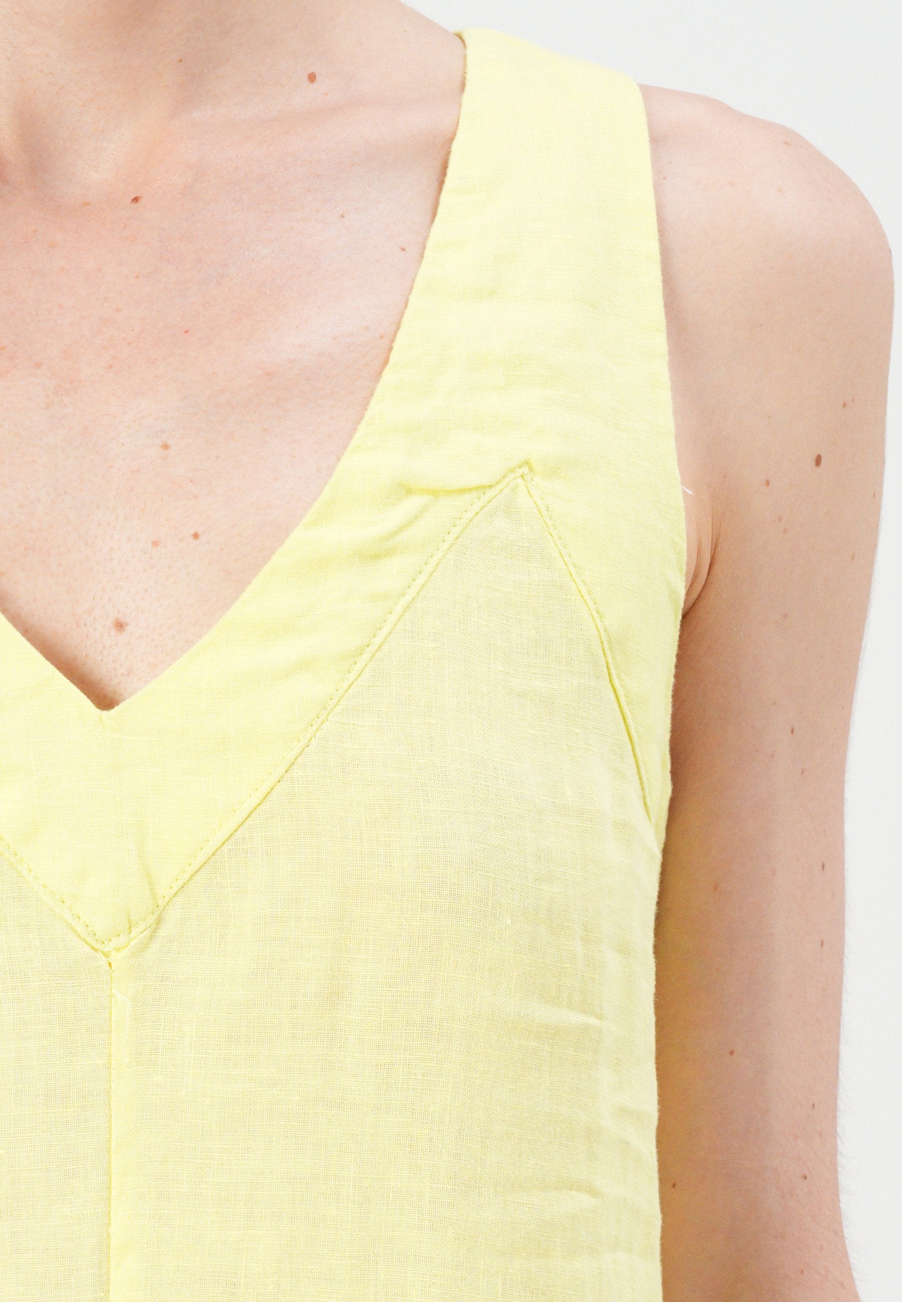 DKNY VNECK MAXI DRESS