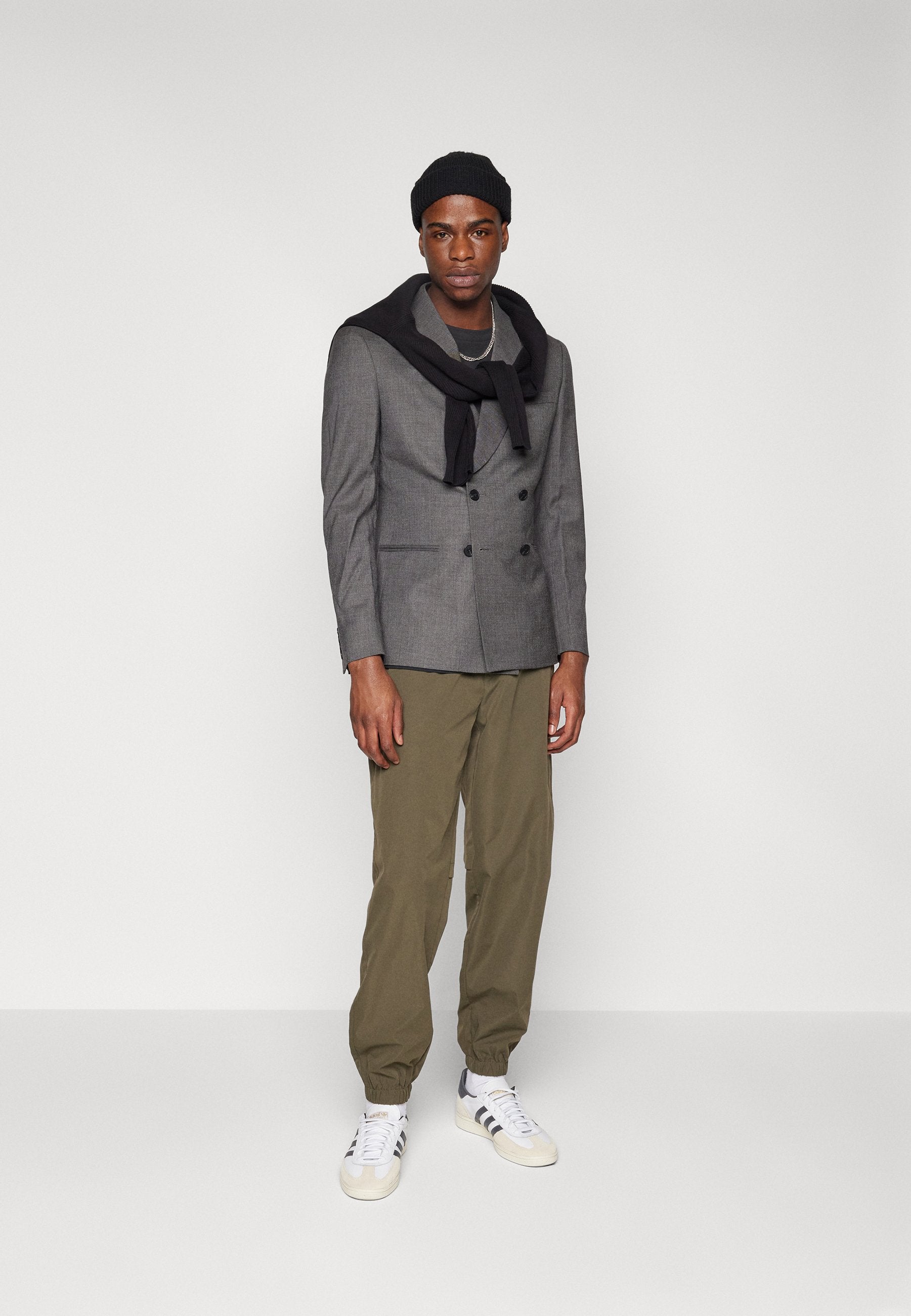 ONSKIAN PANT  Media 2