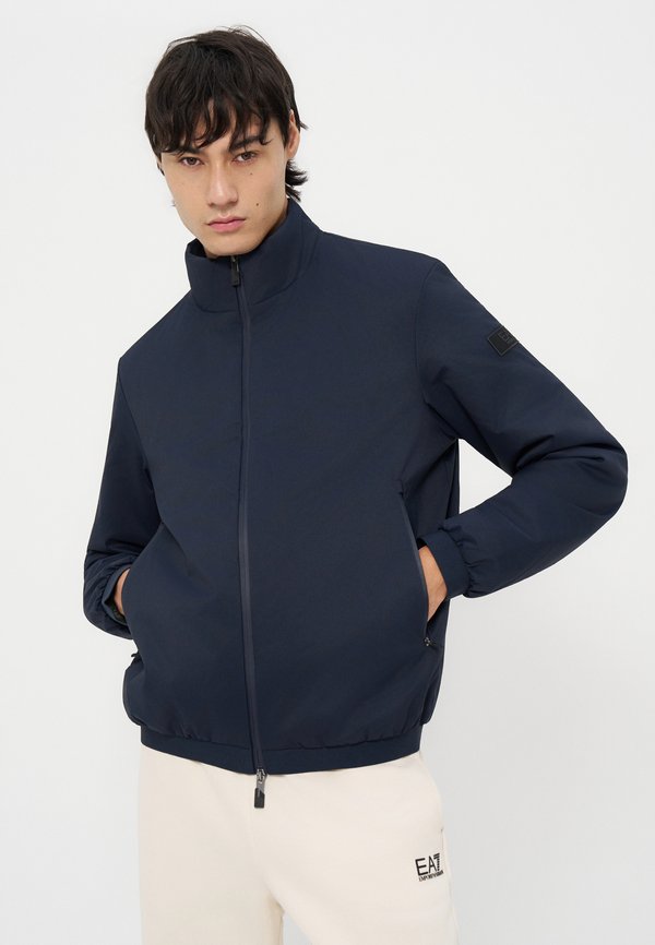 EA7 Emporio Armani