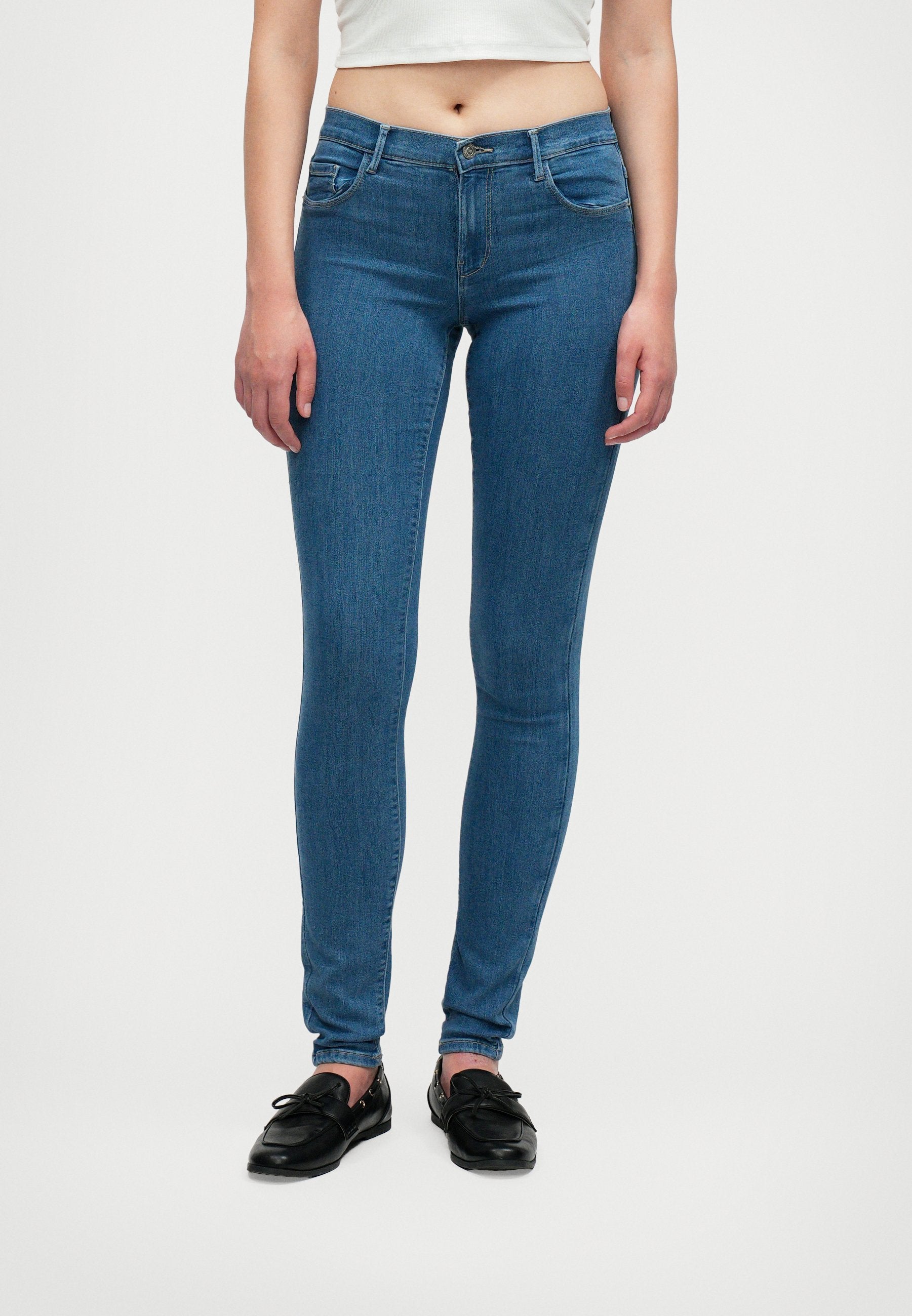 ONLRAY BOX SKINNY Media 3
