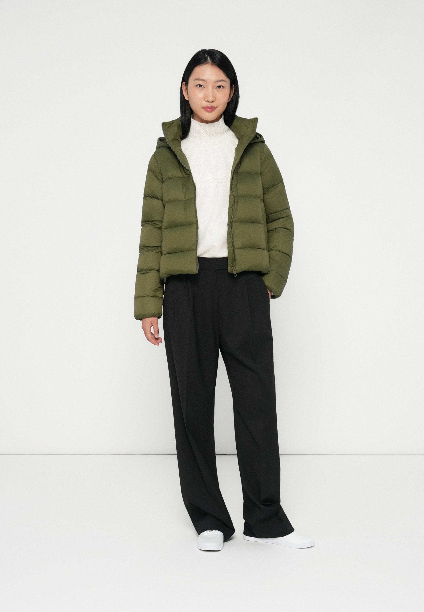 CASUAL JACKET Media 2