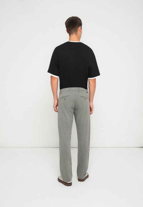Jack & Jones Relaxed fit chinos