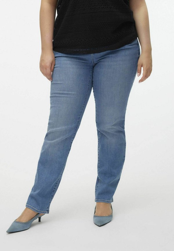 Vero Moda Curve Straight fit VMCFLASH Mid rise - Slim fit jeans - medium blue denim