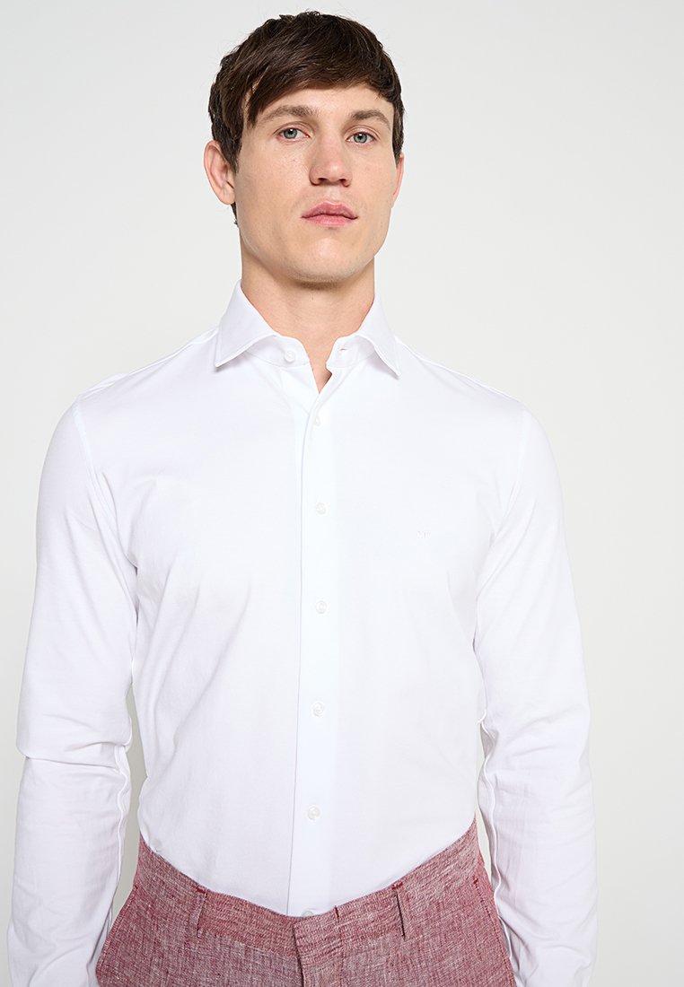 Michael Kors SLIM FIT