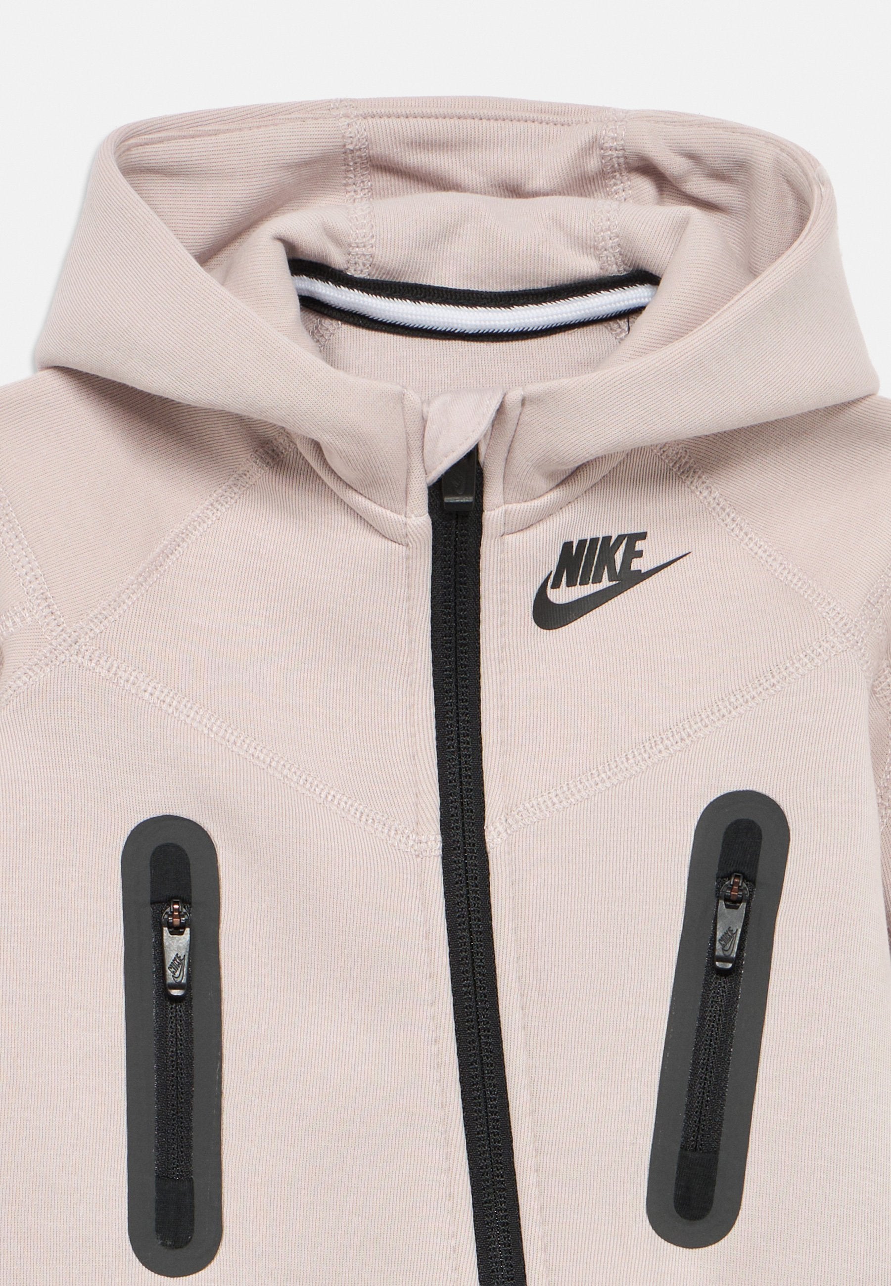 Nike Sportswear