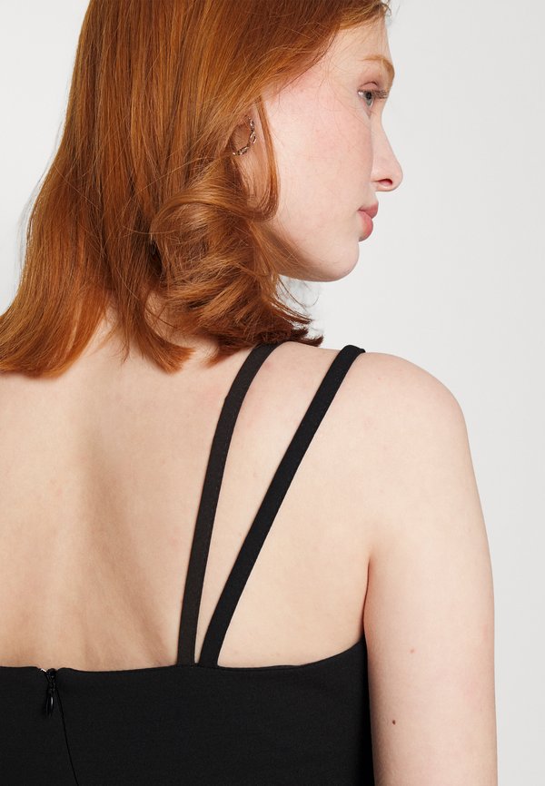 WAL G. LEXI LEE ONE SHOULDER MIDI