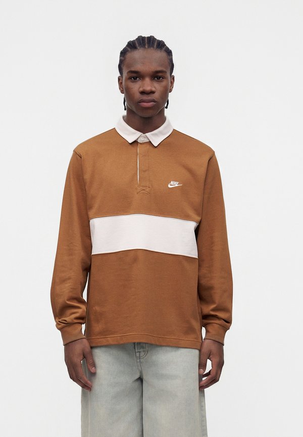 Nike Sportswear CLUB RUGBY - Long sleeved top - ale brown/phantom